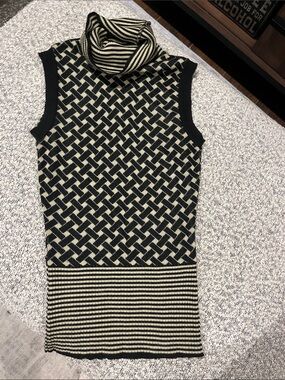 le chateau Black and Cream Sleeveless Cowl Turtleneck Sweater